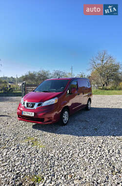 Грузовой фургон Nissan NV200 2014 в Львове