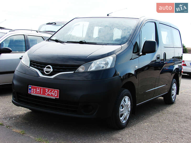 Минивэн Nissan NV200 2012 в Одессе