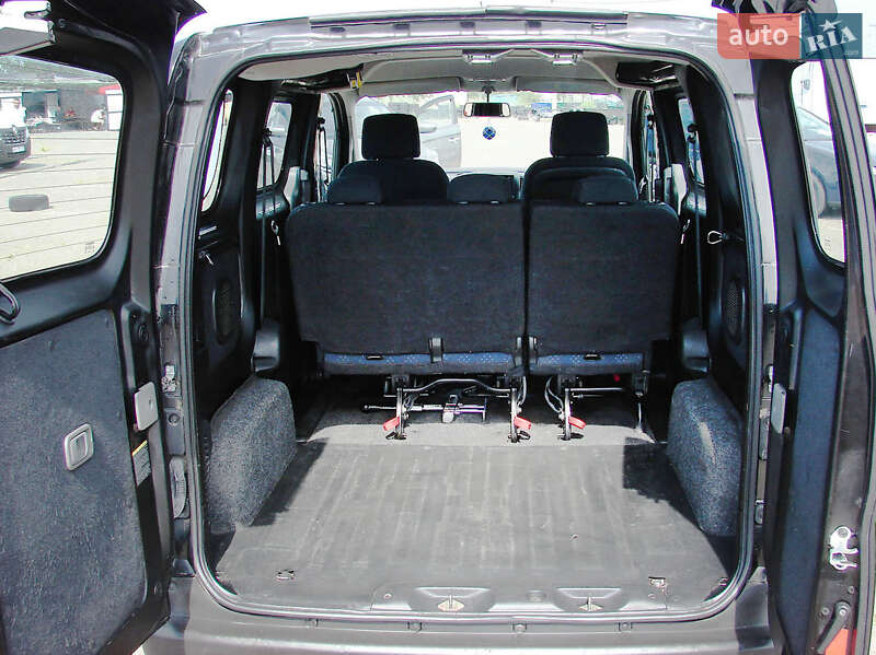 Минивэн Nissan NV200 2012 в Одессе