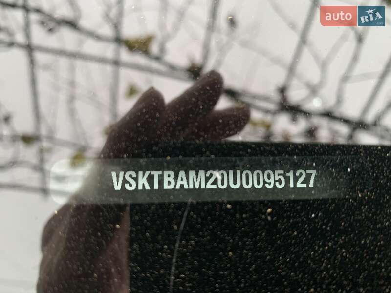 Мінівен Nissan NV200 2015 в Одесі