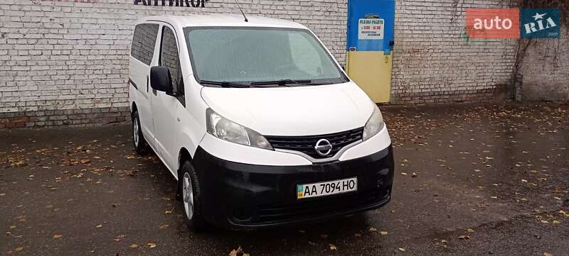 Nissan NV200 2011 Nissan NV200 2011