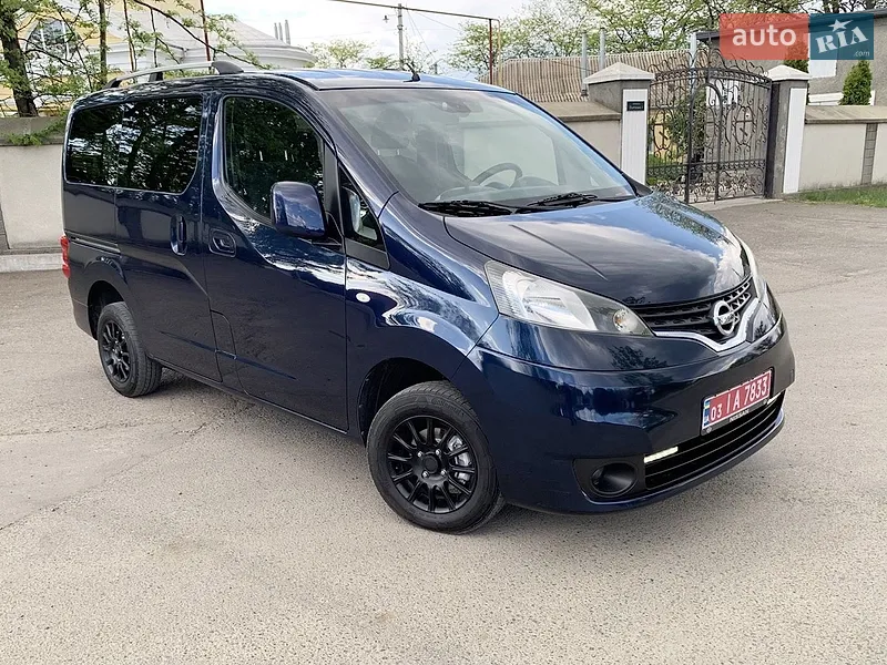 Nissan NV200 2012