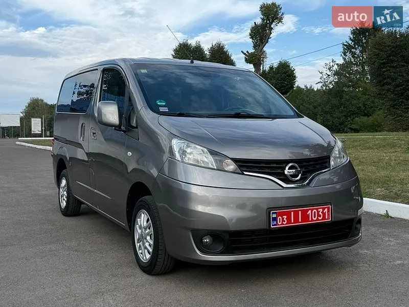 Nissan NV200