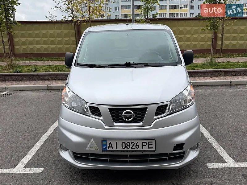 Nissan NV200