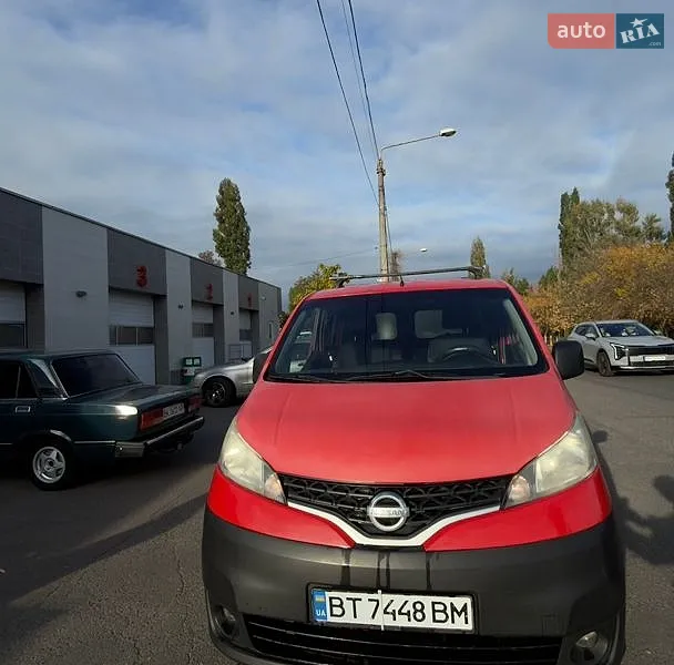 Nissan NV200