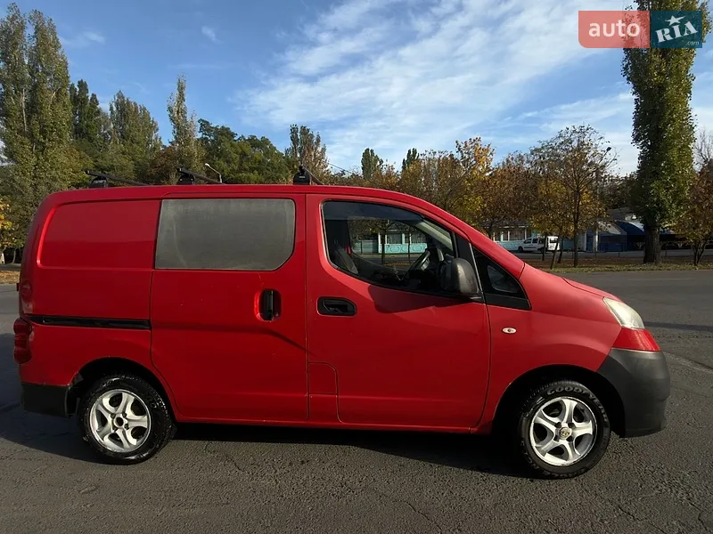 Nissan NV200