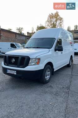 Вантажний фургон Nissan NV2500 2017 в Києві