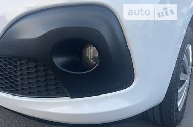 Вантажний фургон Nissan NV300 2018 в 