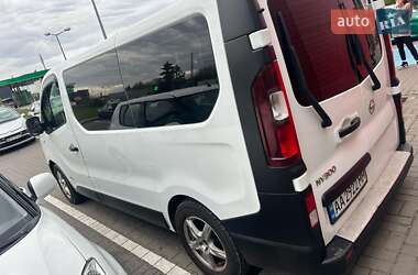 Мінівен Nissan NV300 2017 в 