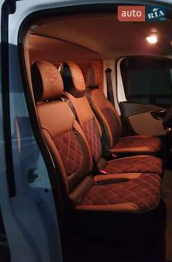 Мінівен Nissan NV300 2017 в 