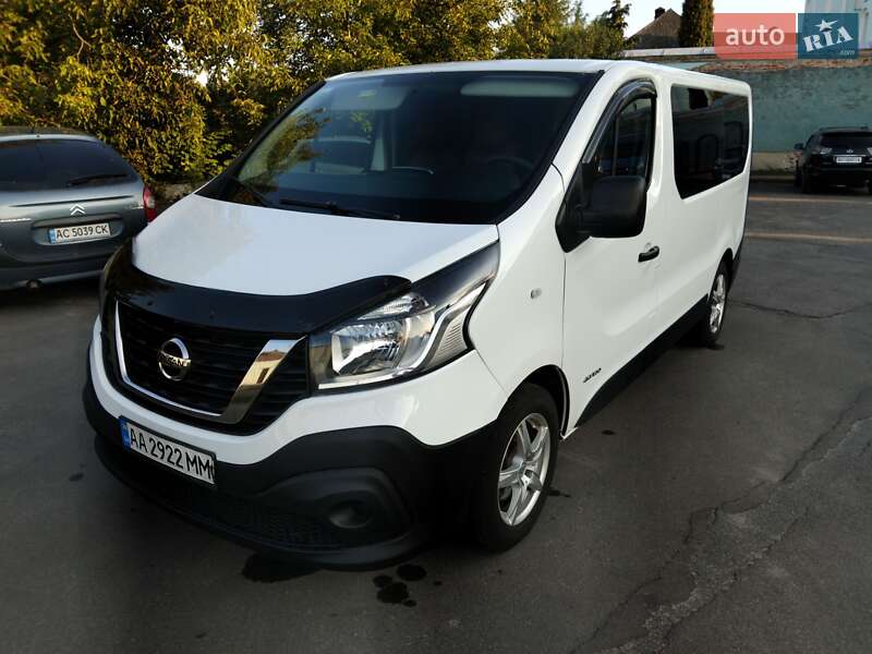 Мінівен Nissan NV300 2017 в Володимирі