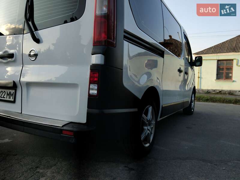 Мінівен Nissan NV300 2017 в Володимирі