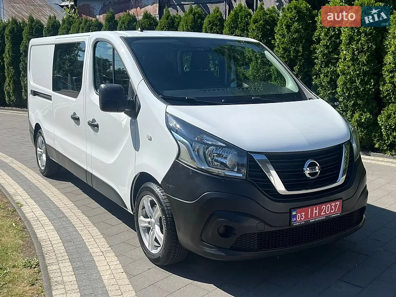 Nissan NV300 2020