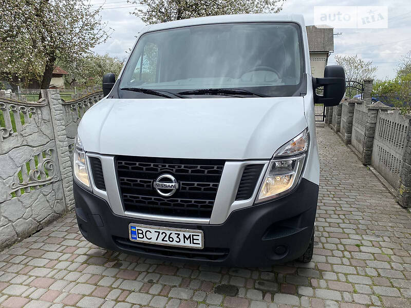 Мікроавтобус Nissan NV400 2015 в Дрогобичі