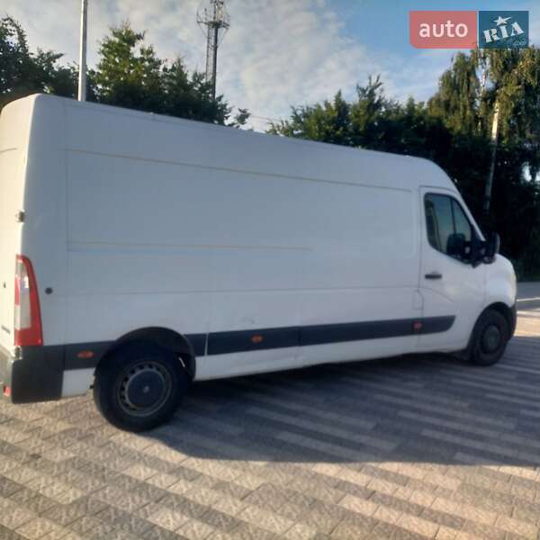Грузовой фургон Nissan NV400 2017 в Львове