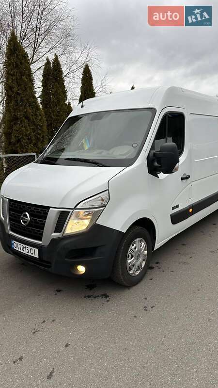 Вантажний фургон Nissan NV400 2014 в Смілі