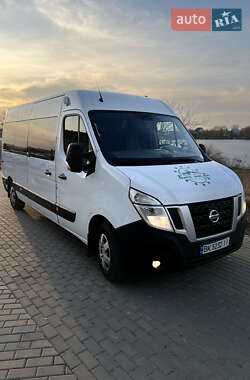 Микроавтобус Nissan NV400 2015 в Ровно