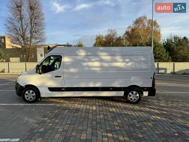 Вантажний фургон Nissan NV400 2020 в Луцьку