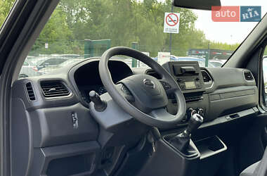 Вантажний фургон Nissan NV400 2021 в 