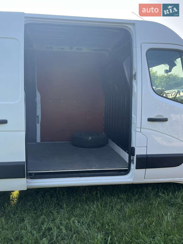 Вантажний фургон Nissan NV400 2016 в Первомайську