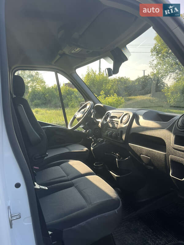 Вантажний фургон Nissan NV400 2016 в Первомайську