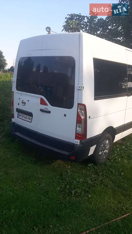 Минивэн Nissan NV400 2014 в Коростене