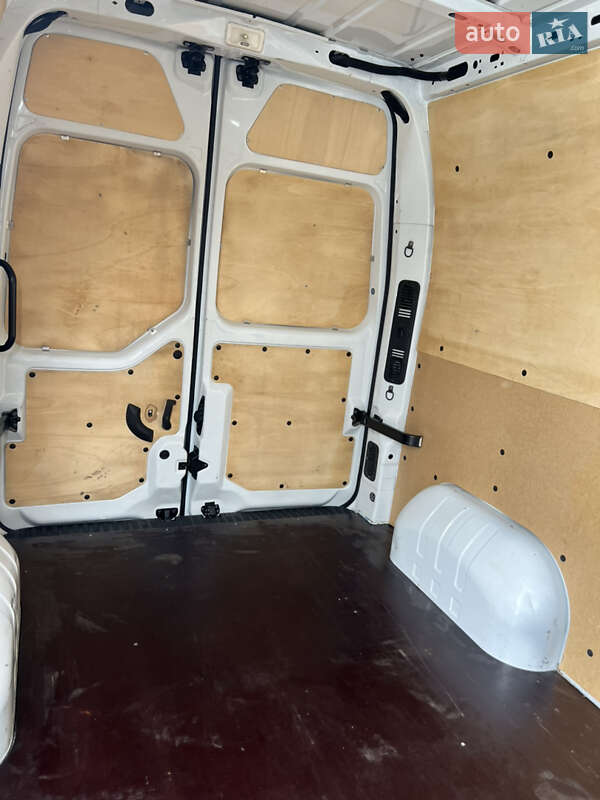 Грузовой фургон Nissan NV400 2020 в Умани фото 15 Грузовой фургон Nissan NV400 2020 в Умани
