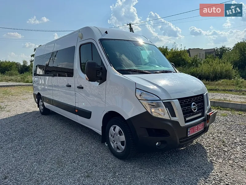 Nissan NV400 2016