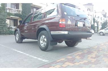 Позашляховик / Кросовер Nissan Pathfinder 1997 в Одесі