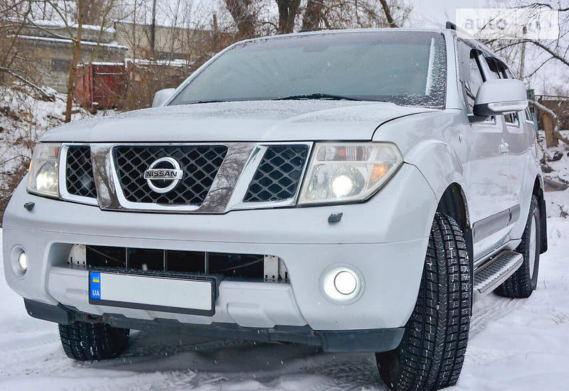 Внедорожник / Кроссовер Nissan Pathfinder 2007 в Киеве