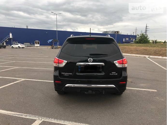 Внедорожник / Кроссовер Nissan Pathfinder 2013 в Полтаве фото 8 Внедорожник / Кроссовер Nissan Pathfinder 2013 в Полтаве