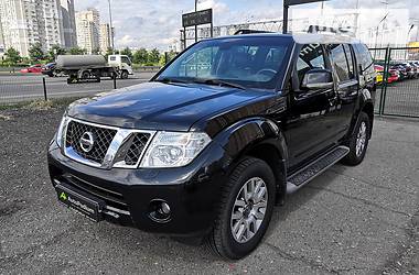 Позашляховик / Кросовер Nissan Pathfinder 2012 в 