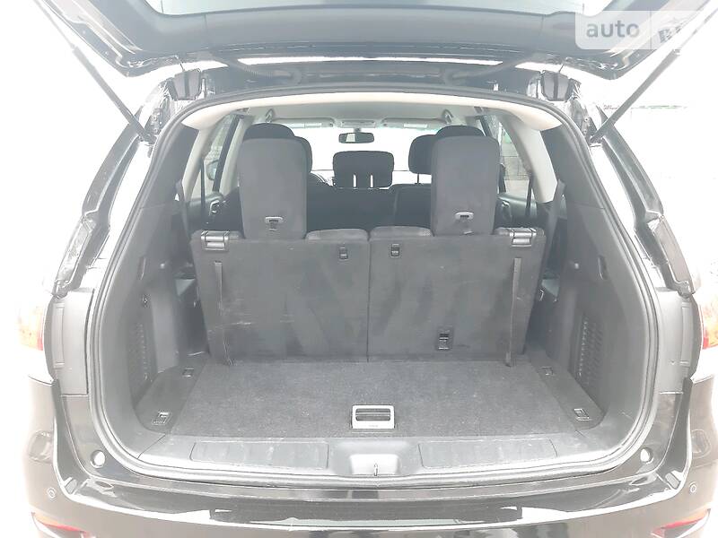 Позашляховик / Кросовер Nissan Pathfinder 2015 в Києві фото 14 Позашляховик / Кросовер Nissan Pathfinder 2015 в Києві