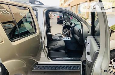 Позашляховик / Кросовер Nissan Pathfinder 2012 в 