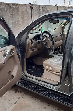 Внедорожник / Кроссовер Nissan Pathfinder 2005 в Херсоне