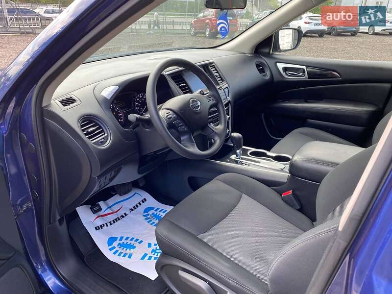 Внедорожник / Кроссовер Nissan Pathfinder 2019 в Львове