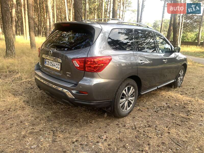 Позашляховик / Кросовер Nissan Pathfinder 2018 в Чернігові фото 5 Позашляховик / Кросовер Nissan Pathfinder 2018 в Чернігові