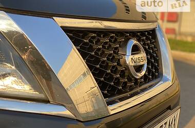 Внедорожник / Кроссовер Nissan Pathfinder 2016 в Днепре