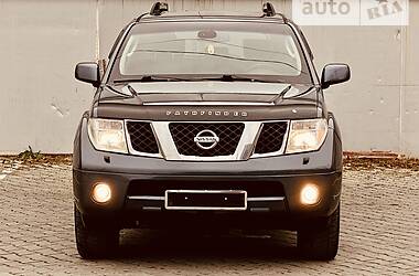Позашляховик / Кросовер Nissan Pathfinder 2008 в 