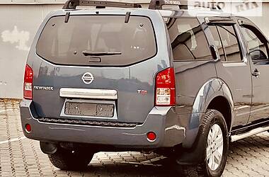 Позашляховик / Кросовер Nissan Pathfinder 2008 в 