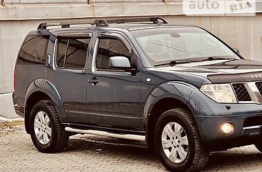 Позашляховик / Кросовер Nissan Pathfinder 2008 в 