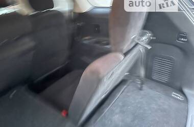 Nissan Pathfinder se