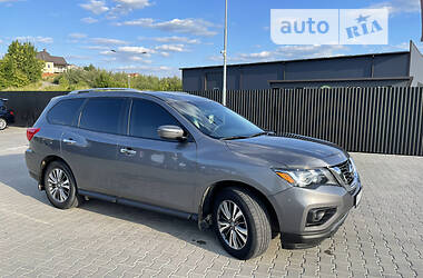 Позашляховик / Кросовер Nissan Pathfinder 2019 в 
