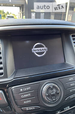 Позашляховик / Кросовер Nissan Pathfinder 2019 в 
