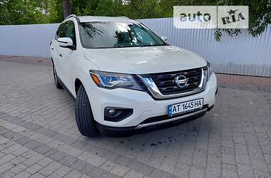 Позашляховик / Кросовер Nissan Pathfinder 2018 в Коломиї