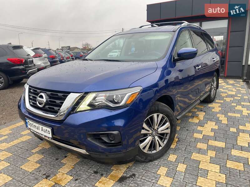 Внедорожник / Кроссовер Nissan Pathfinder 2019 в Львове