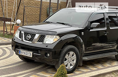 Позашляховик / Кросовер Nissan Pathfinder 2005 в 