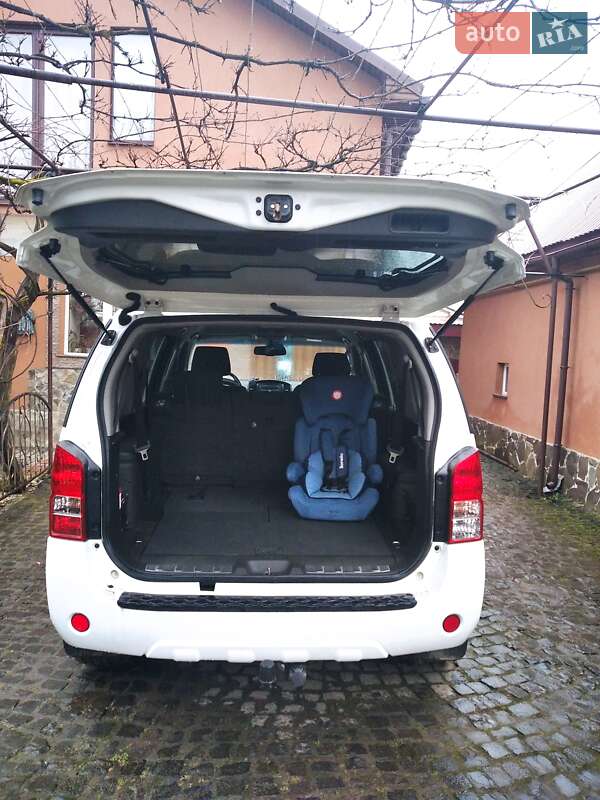 Позашляховик / Кросовер Nissan Pathfinder 2011 в Тячеві