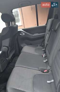 Внедорожник / Кроссовер Nissan Pathfinder 2011 в Тячеве