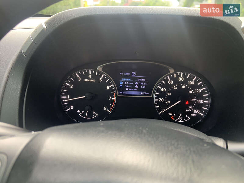 Позашляховик / Кросовер Nissan Pathfinder 2017 в Львові